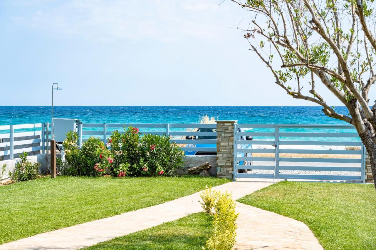 Azzurro Seafront Houses Nea Kallikrateia Exterior foto